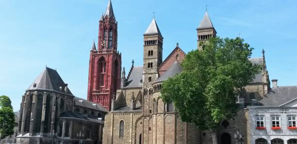 istock Vrijthof square 944547066