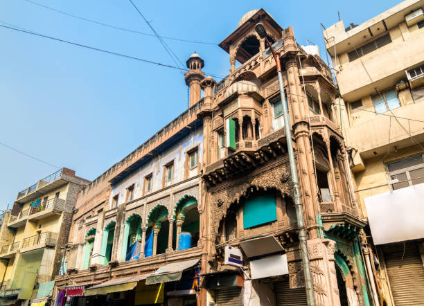 istock Historic mosque at Main Bazaar Road in Delhi, India 944588794