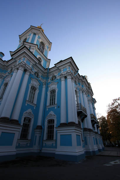 st. nicholas-marine-kathedrale in st. petersburg, russland - cathedral russian orthodox clear sky tourism stock-fotos und bilder