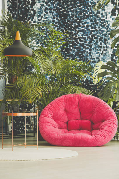 istock Room with pink armchair 944652476