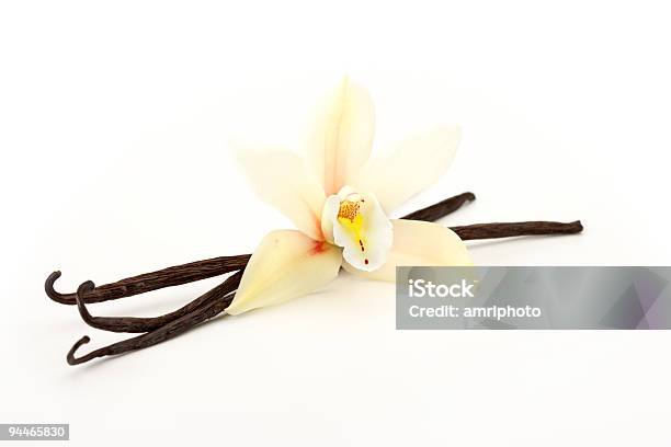 Orchidea Z Wanilia - zdjęcia stockowe i więcej obrazów Wanilia - Wanilia, Neutralne tło, Białe tło