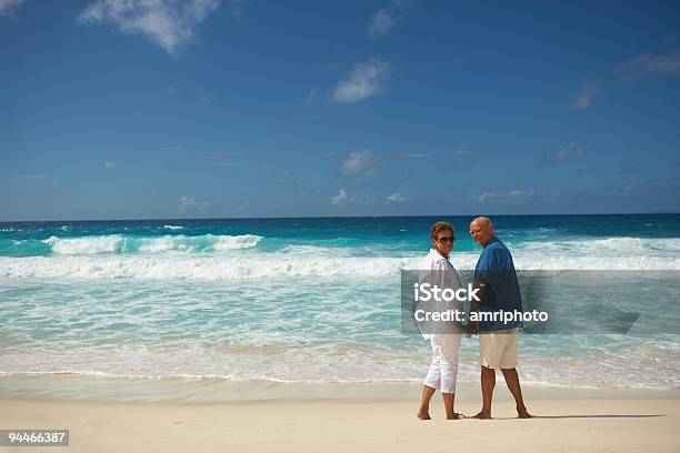 Sim Como É Aqui - Fotografias de stock e mais imagens de 60-69 Anos - 60-69 Anos, Adulto, Amor