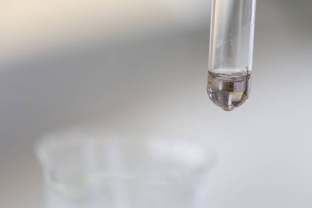 istock Analyze Functional groups of chemical in laboratory. 944675640