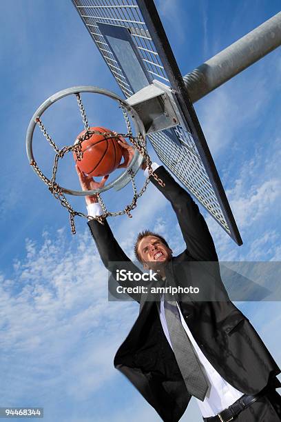 사업가 탈거됩니다 스스로 농구-팀 스포츠에 대한 스톡 사진 및 기타 이미지 - 농구-팀 스포츠, 농구공, 비즈니스