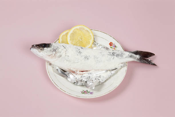 istock sprinkles fish meuniere flower plate pink 944737566