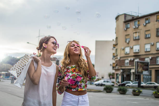 istock Girls just wanna have fun 944830588