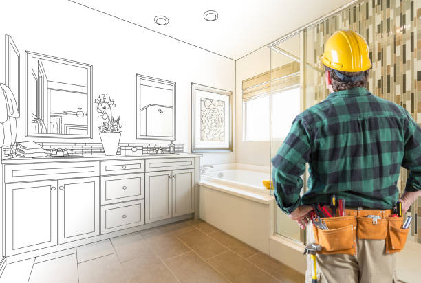 istock Contractor Facing Custom Master Bathroom Drawing and Photo Gradation 944868040