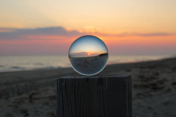 istock Art in the Crystal Ball 945027272