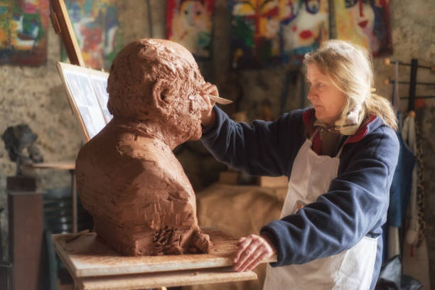 istock Portrait of a sculptor in her workshop, Provence 945060730