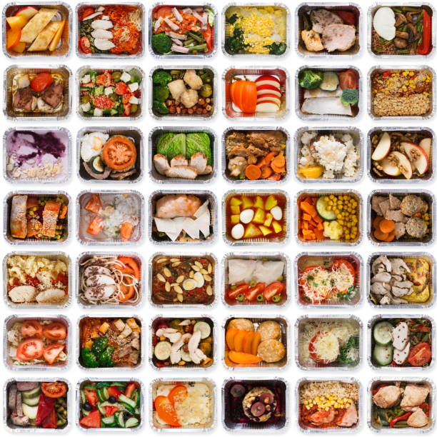 istock Set of take away food boxes at white background 945097766