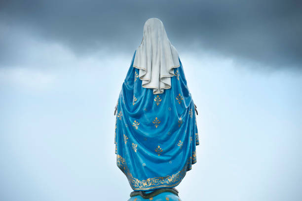 estátua da virgem maria - glória maria - fotografias e filmes do acervo