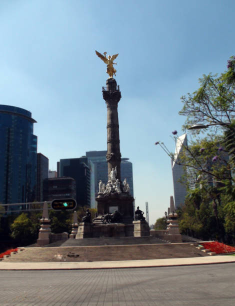 istock Paseo De La Reforma Square In Mexico City. Mexico 945473954
