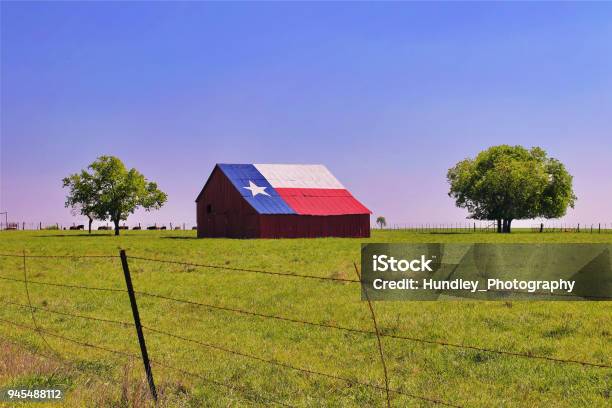 Texas Farm And Barn Stock Photo - Download Image Now - Texas, Ranch, Rural Scene