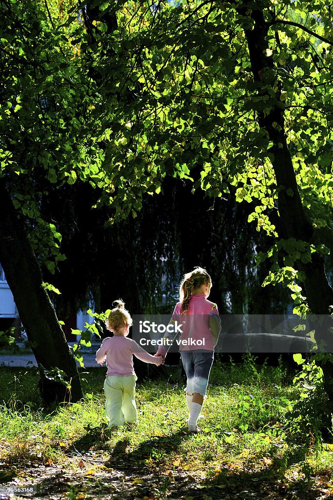 Duas meninas - Foto de stock de Amizade royalty-free