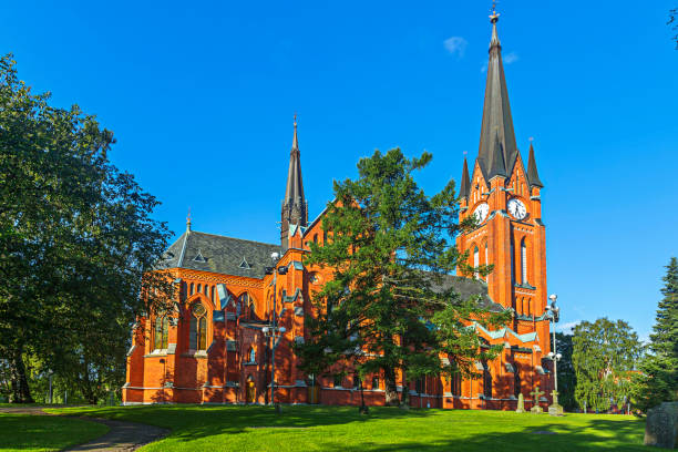 gustav adolf kyrka är en församling i sundsvall. sverige. - sundsvall bildbanksfoton och bilder