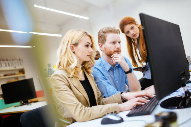 istock Business people collaborating in office 945695758