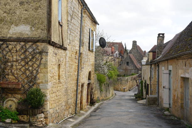 istock Domme village in Dordogne valley 945713808