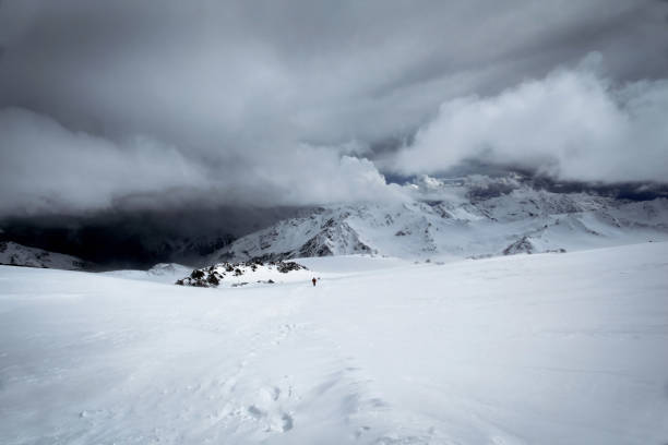 The storm is approaching the snow mountain