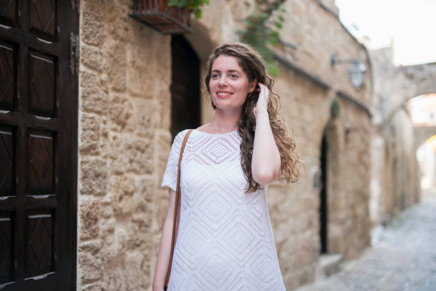 istock Traveling Girl 945773378