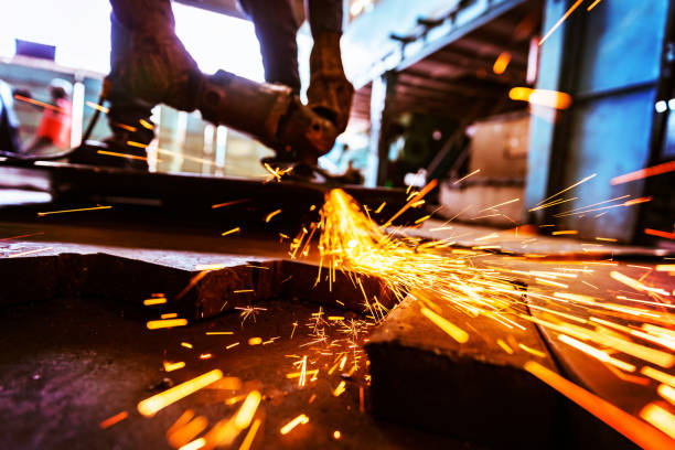 istock Indian steel factory in operation 945892418