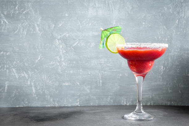 istock Strawberry Margarita 945961142