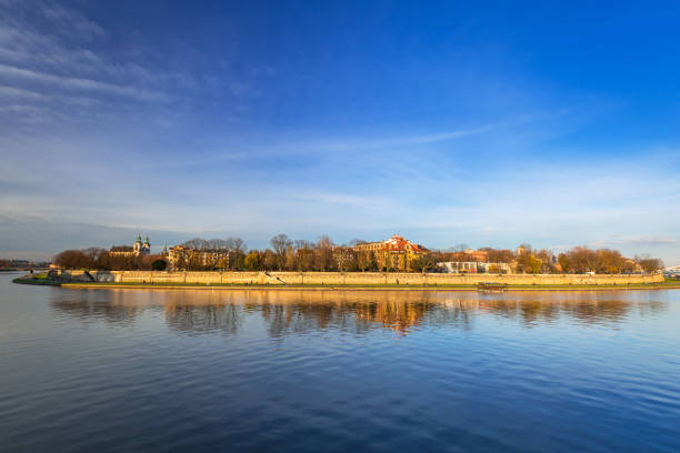 istock Kazimierz district of Krakow at Vistula river 946012286
