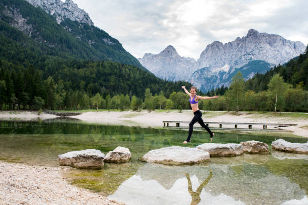 istock Yoga in nature 946035950