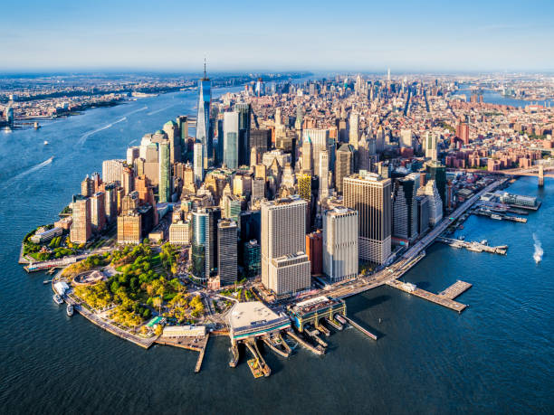 vista aérea de lower manhattan. nova iorque - manhattan aerial view new york city city - fotografias e filmes do acervo