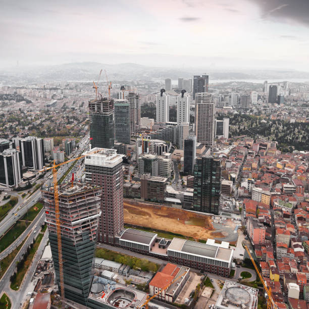 istock Istanbul aerial view 946187414