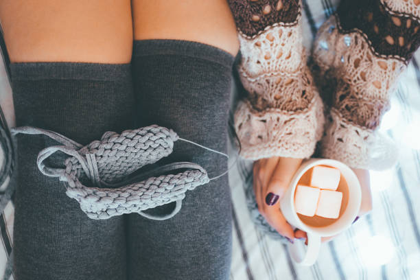 istock Woman sews and coffee 946250892