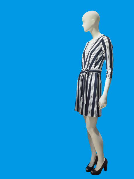 istock Full-length female mannequin. 946273954