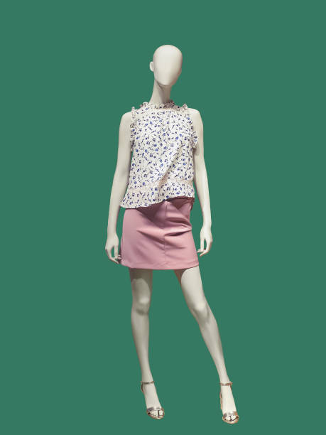 istock Full-length female mannequin. 946274490