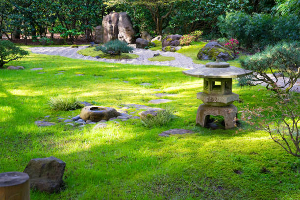 istock view in Japanese Tea Garden 946328652