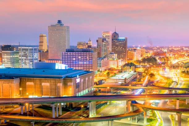 istock Aerial view of downtown Memphis 946358032