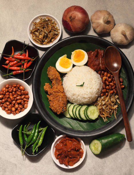 istock Asian food fat rice 946402202