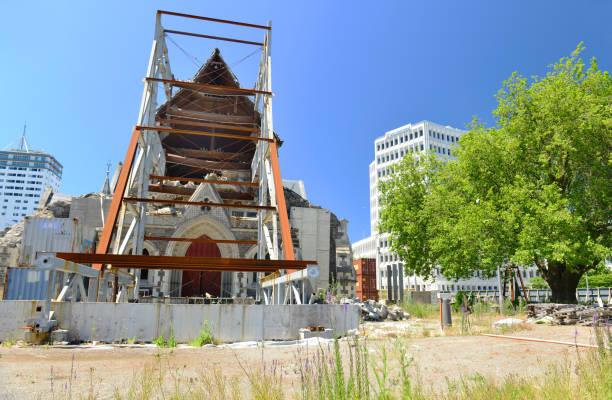 centre-ville de christchurch endommagé par le tremblement de terre, nouvelle-zélande - quake damaged section photos et images de collection