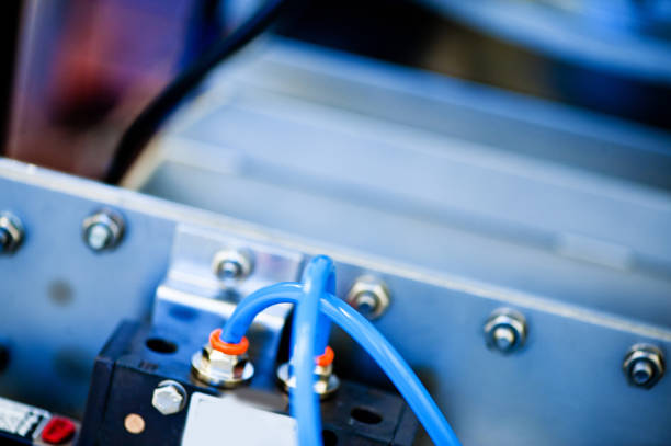 istock Gas/Liquid Tube or Cable 946491902
