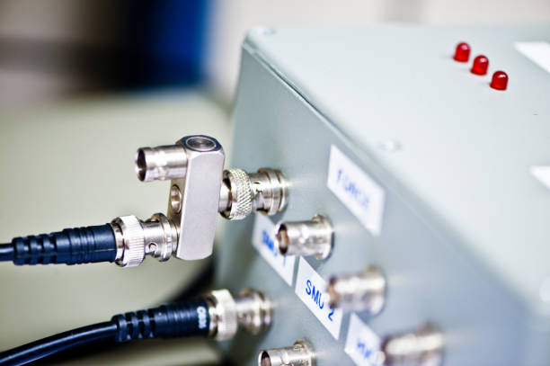 istock Measurement and Instrumentation Device: Data Acquisition Cables and Connections 946546478