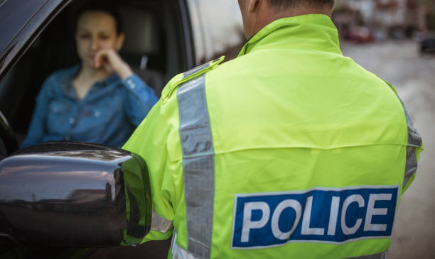 istock Woman pulled over by police officer 946567936