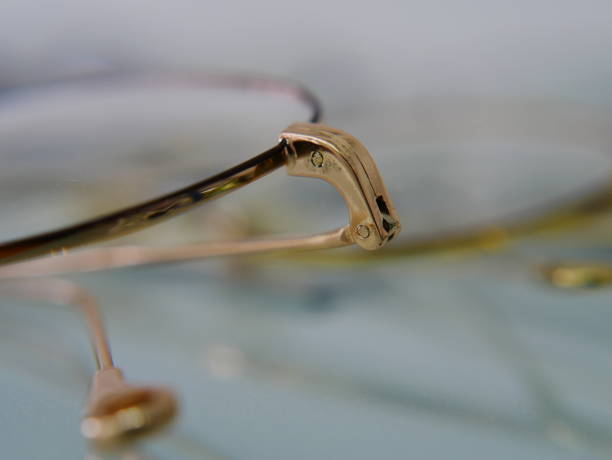 istock Fashion glasses 946586650