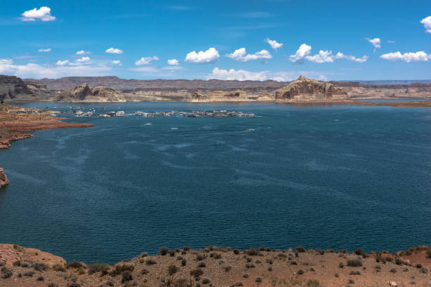 istock Lake Powell, Arizona 946596570