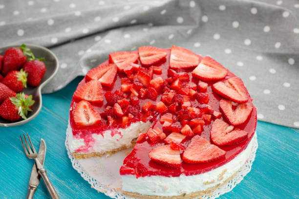 istock Strawberry creamy dessert homemade cake pie 946623984
