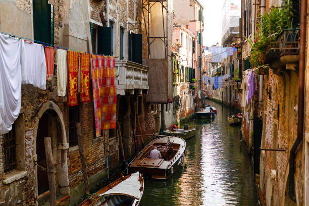 istock Linen on the streets of Venice 946648144
