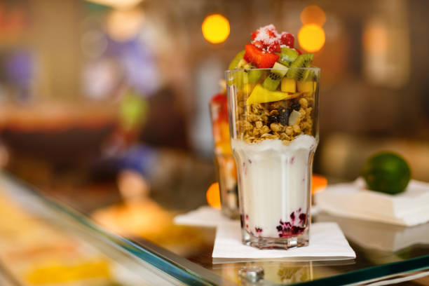 istock Fruit Cocktail : kiwi, muesli and yoghurt 946650668