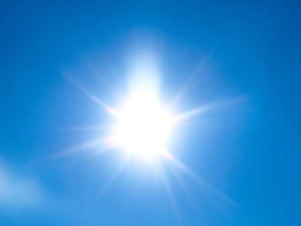 istock Brilliant sunshine in the sky. 946675164