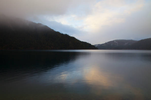 istock Rain starts in at Lake Crescent 946696986