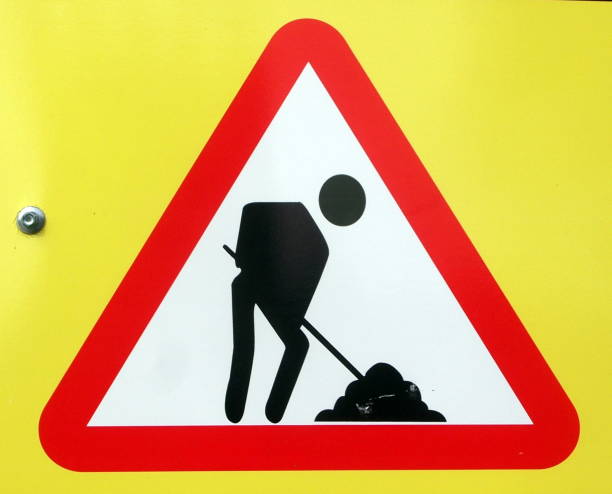 istock Road works sign in Turkey 946720038