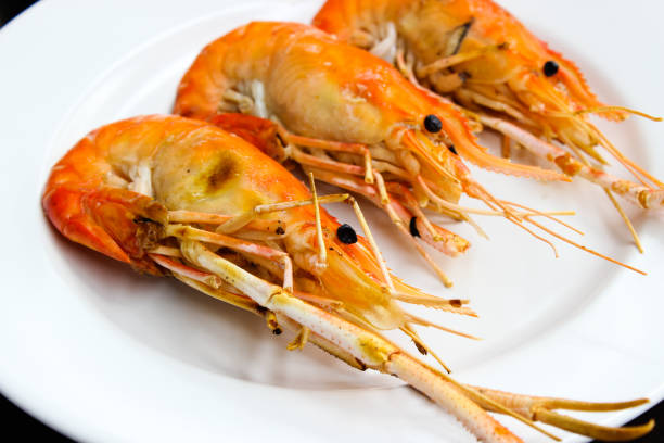 istock Grilled shrimp in the white dish 946744388