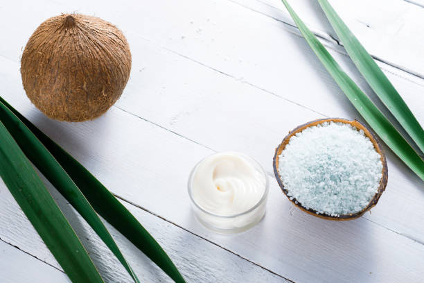 istock Coconut and beauty products 946751288