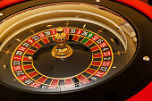 roulette-mit-einem-ball-hautnah.jpg?b=1&s=170x170&k=20&c=A6hR_4Abefh_p3AnujyT28kmkWwNkW1B6jRMRX2A4hY=
